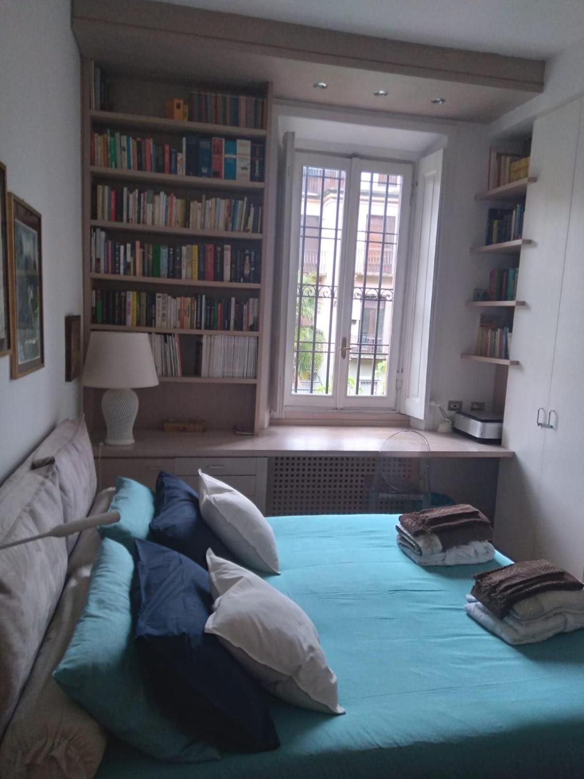 Casa Mari - Free Secure Parking, Breakfast, Private Bathroom, Wifi, Garden, Aircon, 3 Min Walk To Metro And Train Station Mediolan Zewnętrze zdjęcie