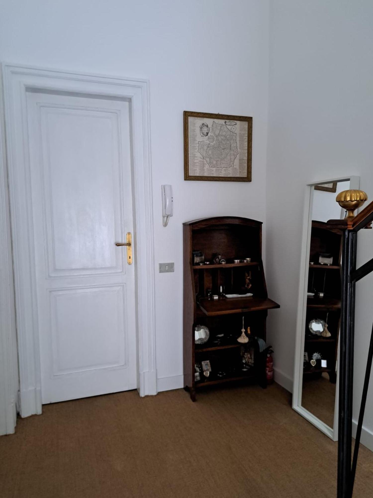 Casa Mari - Free Secure Parking, Breakfast, Private Bathroom, Wifi, Garden, Aircon, 3 Min Walk To Metro And Train Station Mediolan Zewnętrze zdjęcie