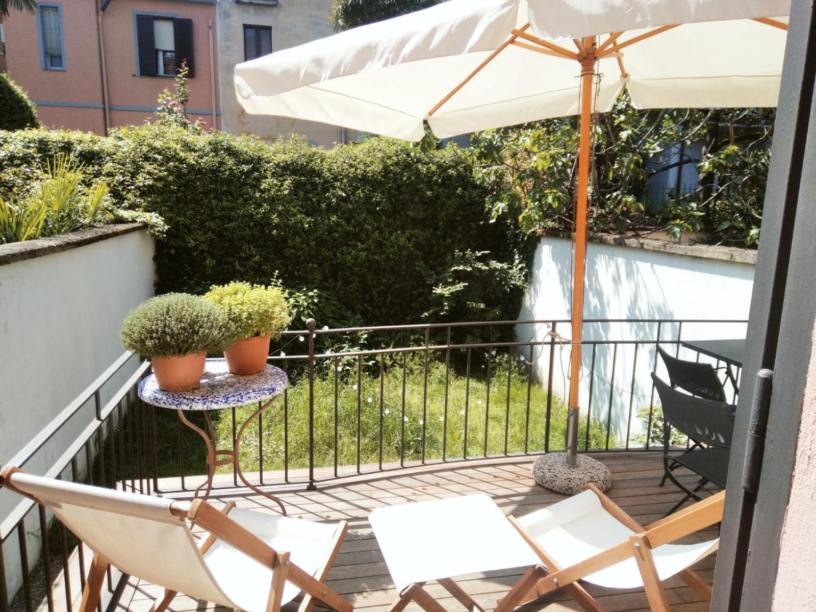 Casa Mari - Free Secure Parking, Breakfast, Private Bathroom, Wifi, Garden, Aircon, 3 Min Walk To Metro And Train Station Mediolan Zewnętrze zdjęcie